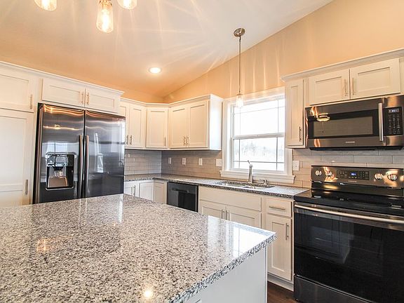 5th image of 8859 Regina Ln