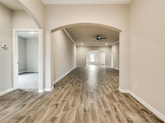 5th image of 4278 Wilshire Blvd