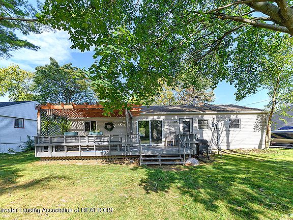 3rd image of 3011 Glenbrook Dr