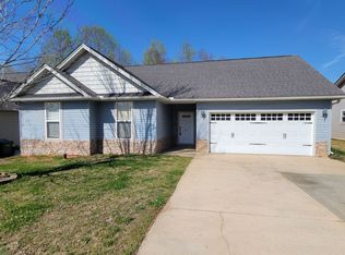 147 Midwood Rd, Travelers Rest, SC 29690