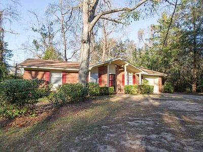 1st image of 2357 Skyland Dr