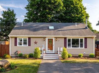 29 Buena Vista Dr, Unionville, CT 06085