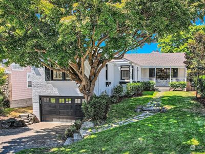 1921 Edgemont Place W, Seattle, WA, 98199