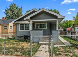 211 Everett St, Caldwell, ID 83605