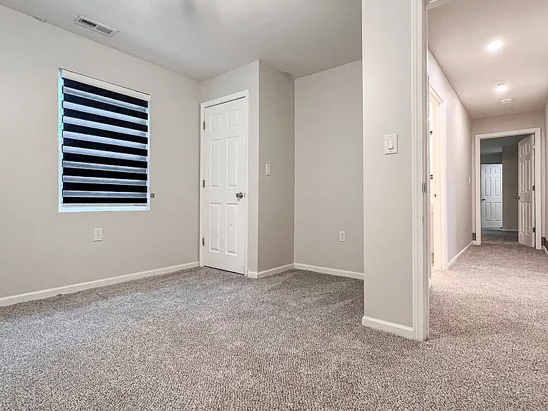106 Riley Ave — Photo 8
