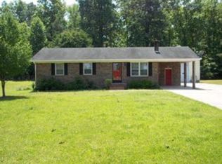 646 New Hope Rd, Hertford, NC 27944