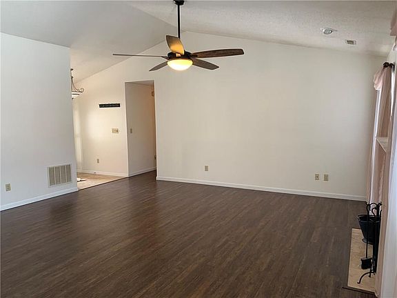 3rd image of 8304 Crosser Dr