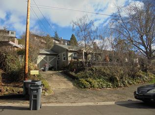 205 Ashland Ave, Medford, OR