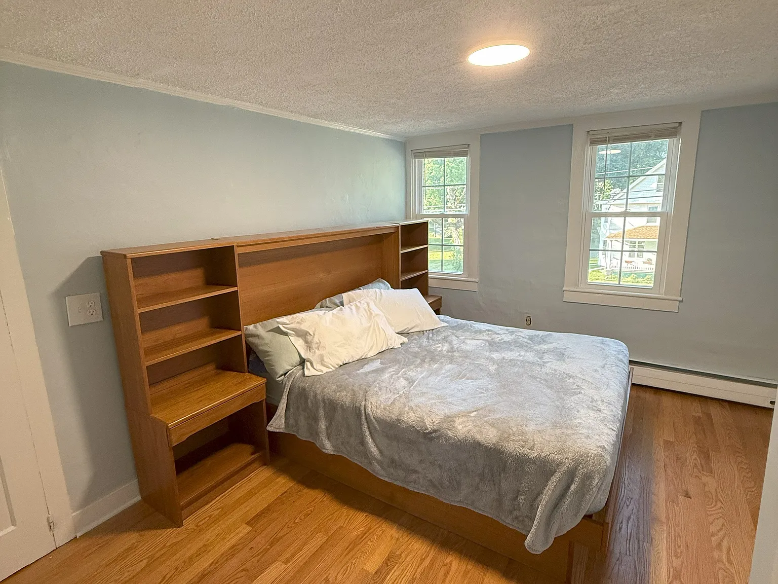 4 bed, 1150 sqft, $2,900 — Photo 4