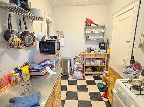 32 Sidlaw Rd, Brighton, MA