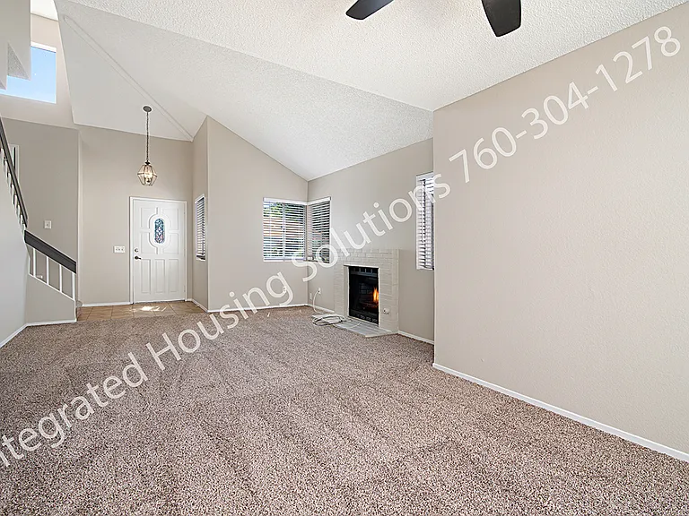 4504 Goldfinch Way — Photo 12