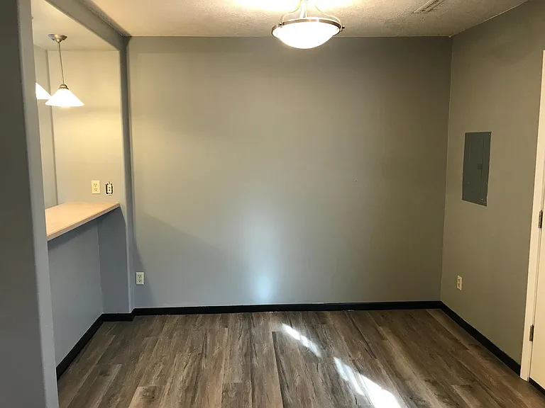 808 Gene St — Photo 4
