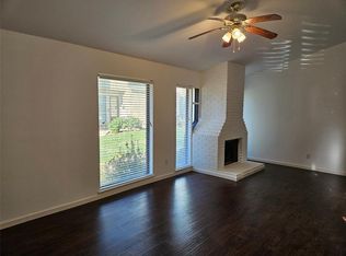 12625 Memorial Dr APT 60, Houston, TX 77024