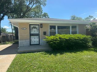 933 E 142nd St, Dolton, IL 60419