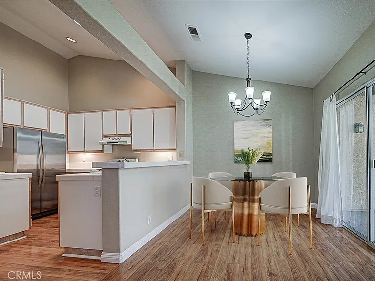 31 Highpark Pl — Photo 2