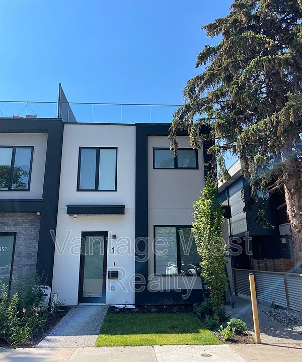 1st image of 851 Lawson Ave #1