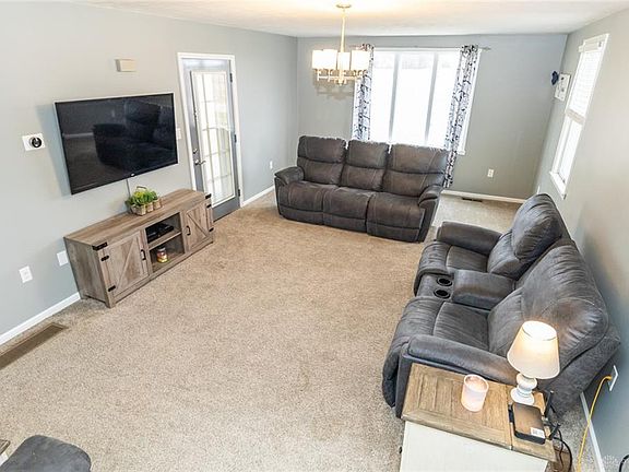 5th image of 2286 Hillgrove Woodington Rd