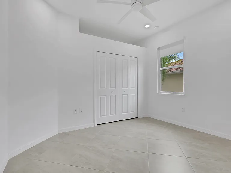 1644 Alameda Dr — Photo 15