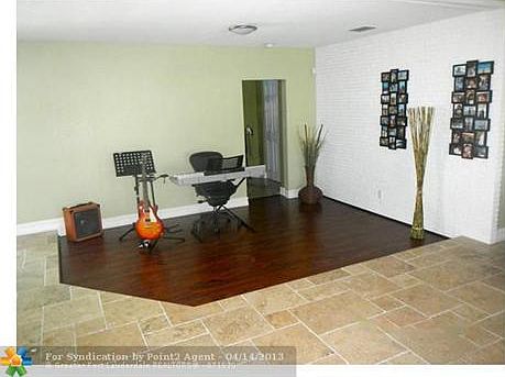 5th image of 4120 NE 22nd Ave