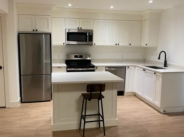 19811 75th Ave #Basement, Langley, BC V2Y 5K3