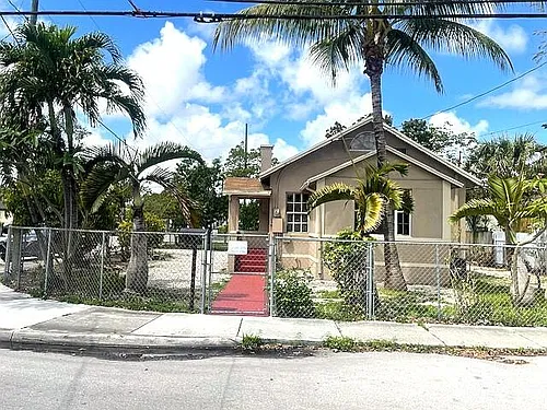 755 NW 59th St Photo 1