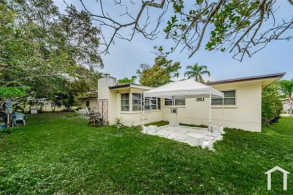 1411 Kennywood Dr #B — Photo 3