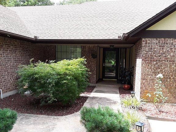 4th image of 15032 SE 136th St