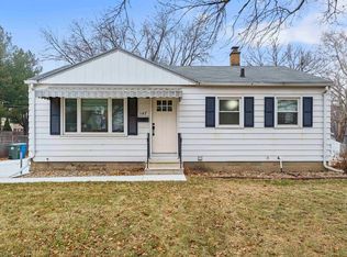 147 Morgan Rd, Waterloo, IA 50702