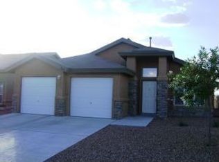 545 Sun Ray Way, Socorro, TX 79928