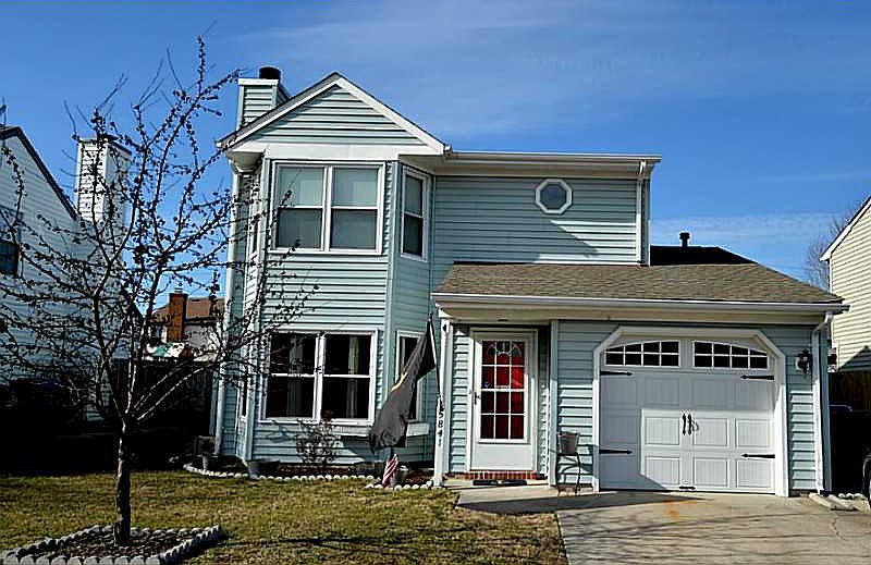 1st image of 5841 Glen View Dr