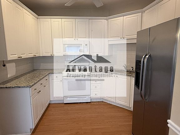 4th image of 204 Pickets Row