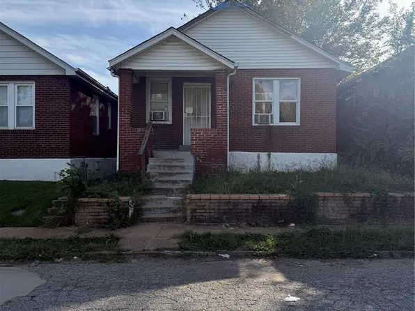 4756 Highland Ave, Saint Louis, MO 63113