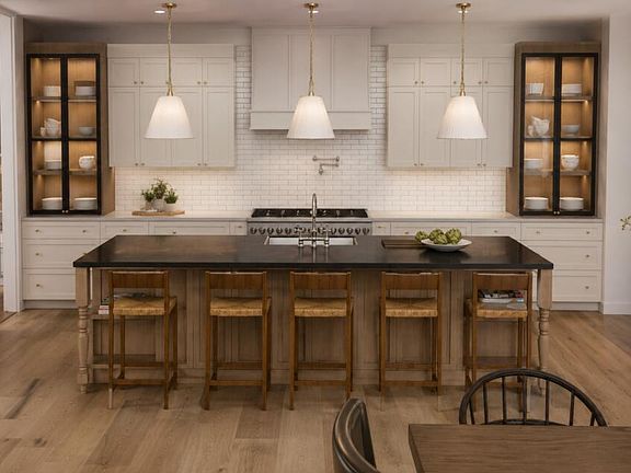 3rd image of 3921 E CAMPBELL Avenue
