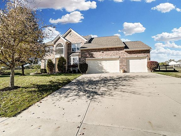 2nd image of 5617 Creekside Meadows Ct