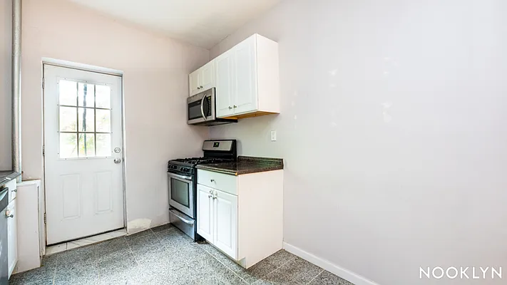 Rented by Nooklyn NYC LLC | media 20