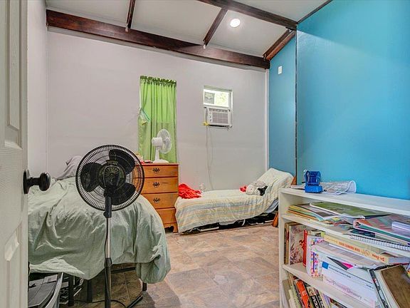 5th image of 309B Avenue D