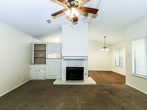 4th image of 6802 Frankford Ave
