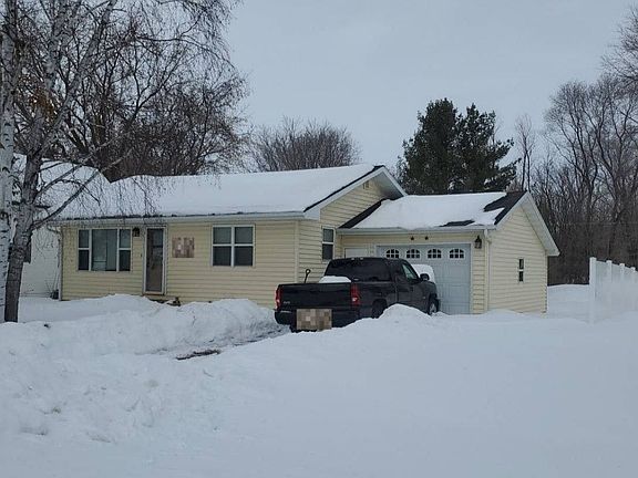 2nd image of 424 3rd Ave N