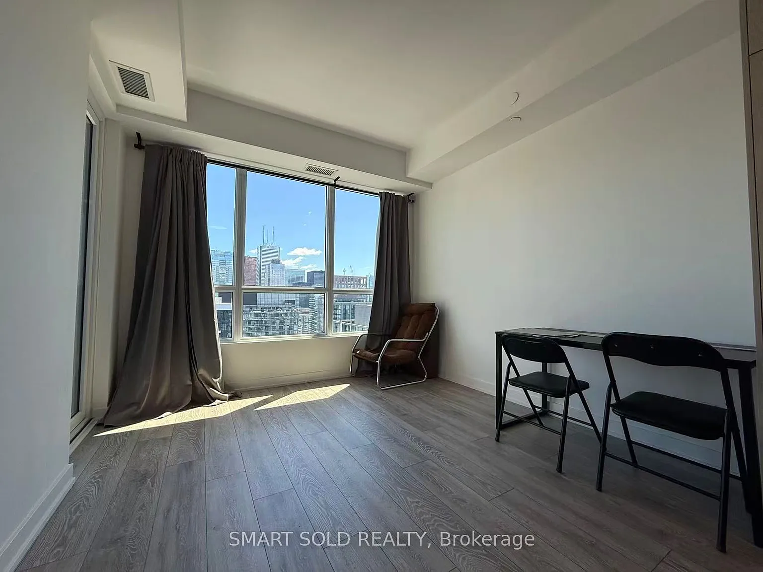 2 bed, $2,900 — Photo 4