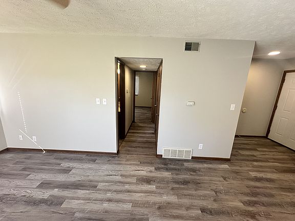 3rd image of 5840 S 52nd St #6