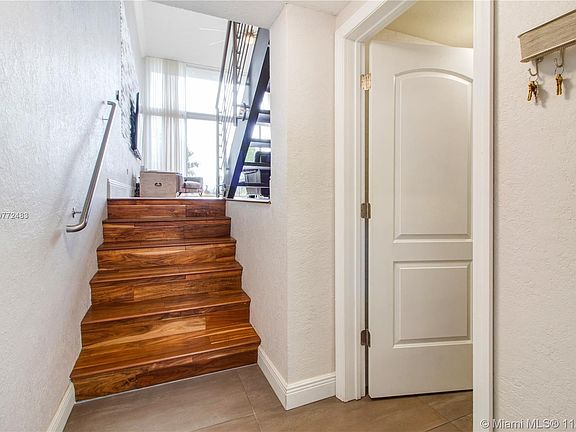 3rd image of 6791 Brookline Dr #6791