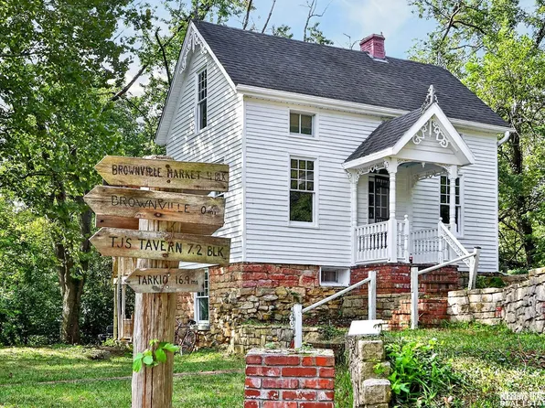 721 Main St, Brownville, NE 68321