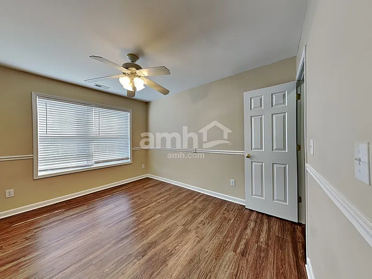 1941 Sterling Hill Dr — Photo 20