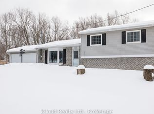 135 King St, Adjala Tosorontio, ON L0M1M0