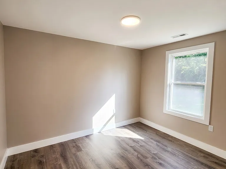226 Gibsontown Rd — Photo 14