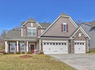 5734 Verrazano Dr, Waxhaw, NC 28173