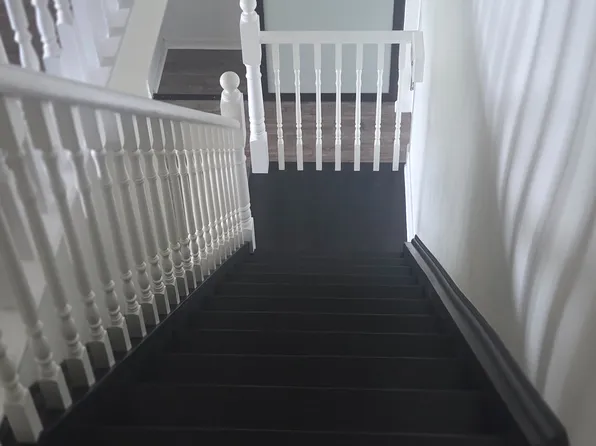 25 Cumberland Ln #304, Ajax, ON L1S 7K1