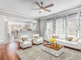 1801 Sandalwood Ln, Grapevine, TX 76051