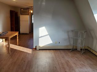 194 Chestnut St FLOOR 3, Kearny, NJ 07032