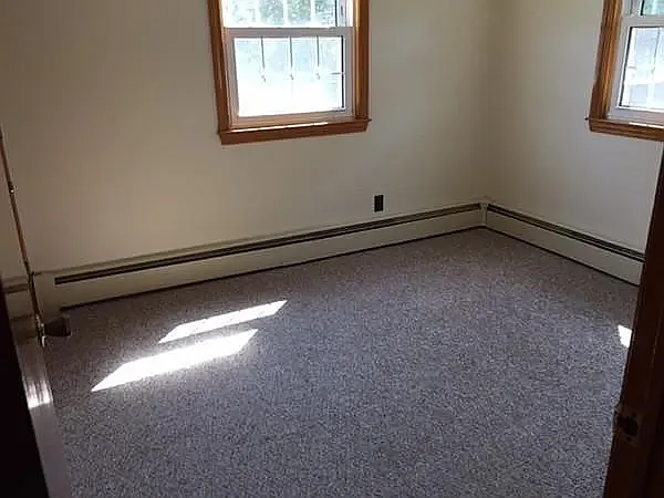 15 Leos Ln #15A — Photo 5